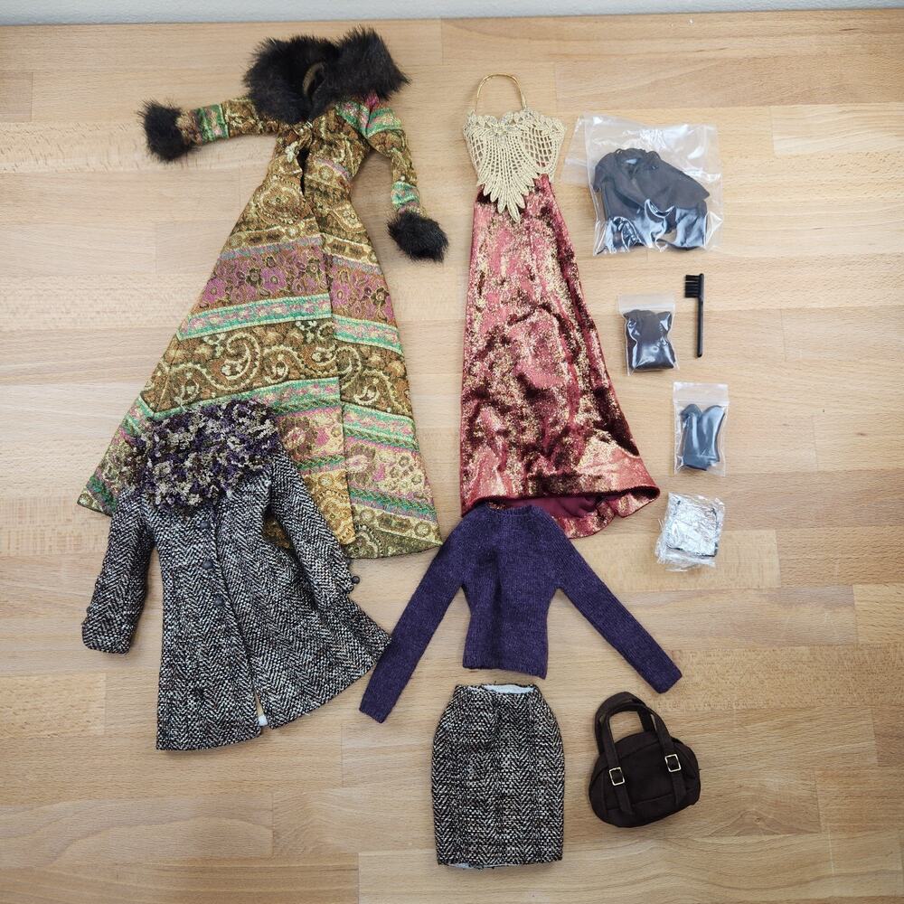 Tonner 16" Tyler Wentworth doll Haute Doll Magazine & Firebird Sydney Outfits